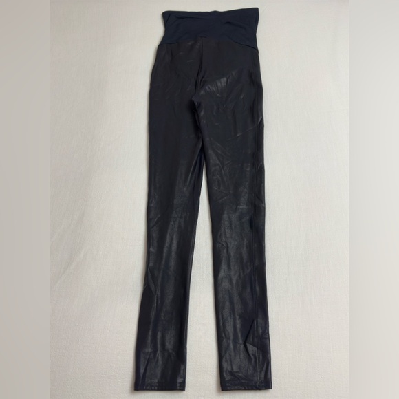 Spanx Faux Leather Mama Leather Leggings Size M Classic Casual - Picture 7 of 14